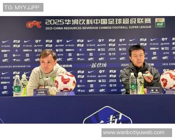 国安主场迎战海牛代理主帅拉米罗携李磊出席赛前发布会 国安主场迎战海牛代理主帅拉米罗携李磊出席赛前发布会