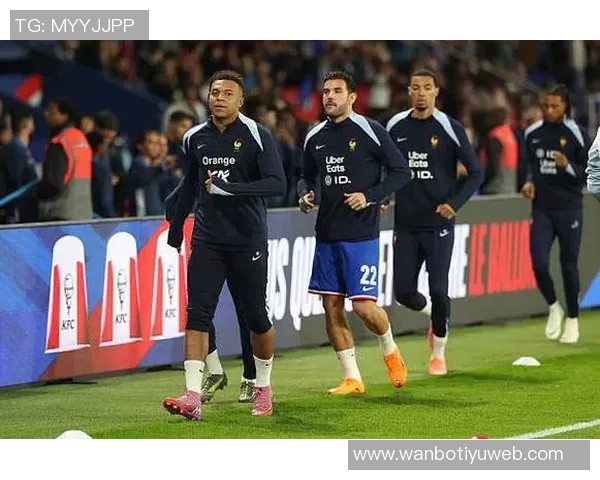 法国对阵阿塞拜疆首发阵容公布姆巴佩缺席埃基蒂克恩昆库科纳特领衔出战 法国对阵阿塞拜疆首发阵容公布姆巴佩缺席埃基蒂克恩昆库科纳特领衔出战