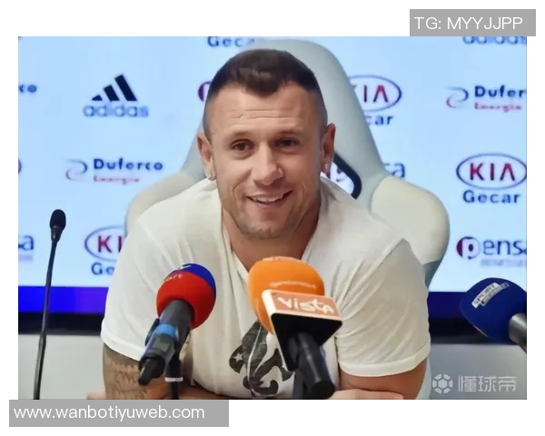 卡萨诺澄清与阿莱格里关系良好称其曾赞扬自己助力意甲夺冠 卡萨诺澄清与阿莱格里关系良好称其曾赞扬自己助力意甲夺冠