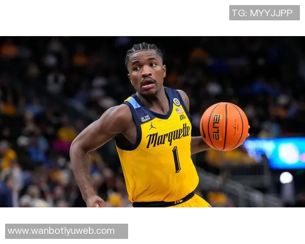 警察拦停步行者卡姆琼斯未停车逃逸引发追逐最终被捕 警察拦停步行者卡姆琼斯未停车逃逸引发追逐最终被捕