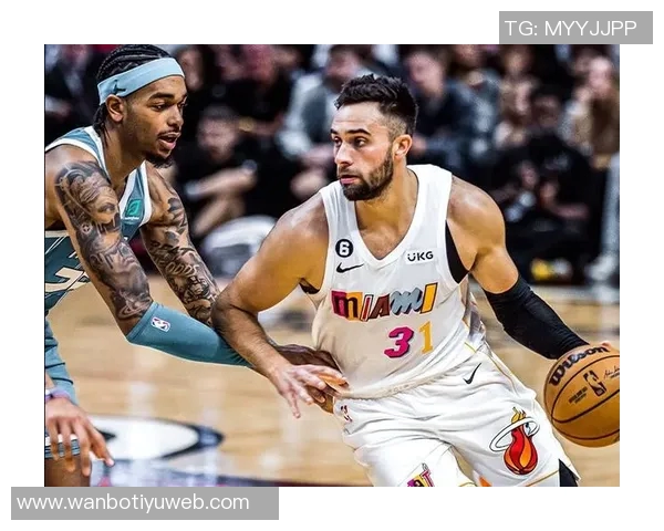 费尔斯上半场表现抢眼7号秀9投4中三分2中2贡献12分6板6助