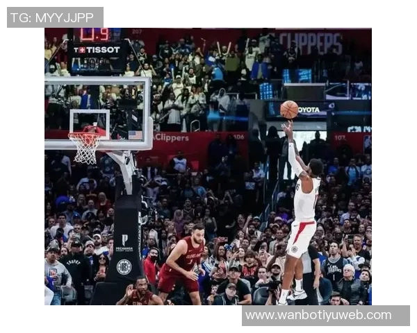 乔治主动申请增加上场时间背部不适依然改善明显状态回暖 乔治主动申请增加上场时间背部不适依然改善明显状态回暖