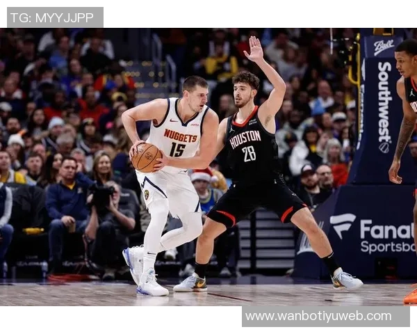 约基奇半场完美表现5投全中轻松拿下18分5篮板4助攻